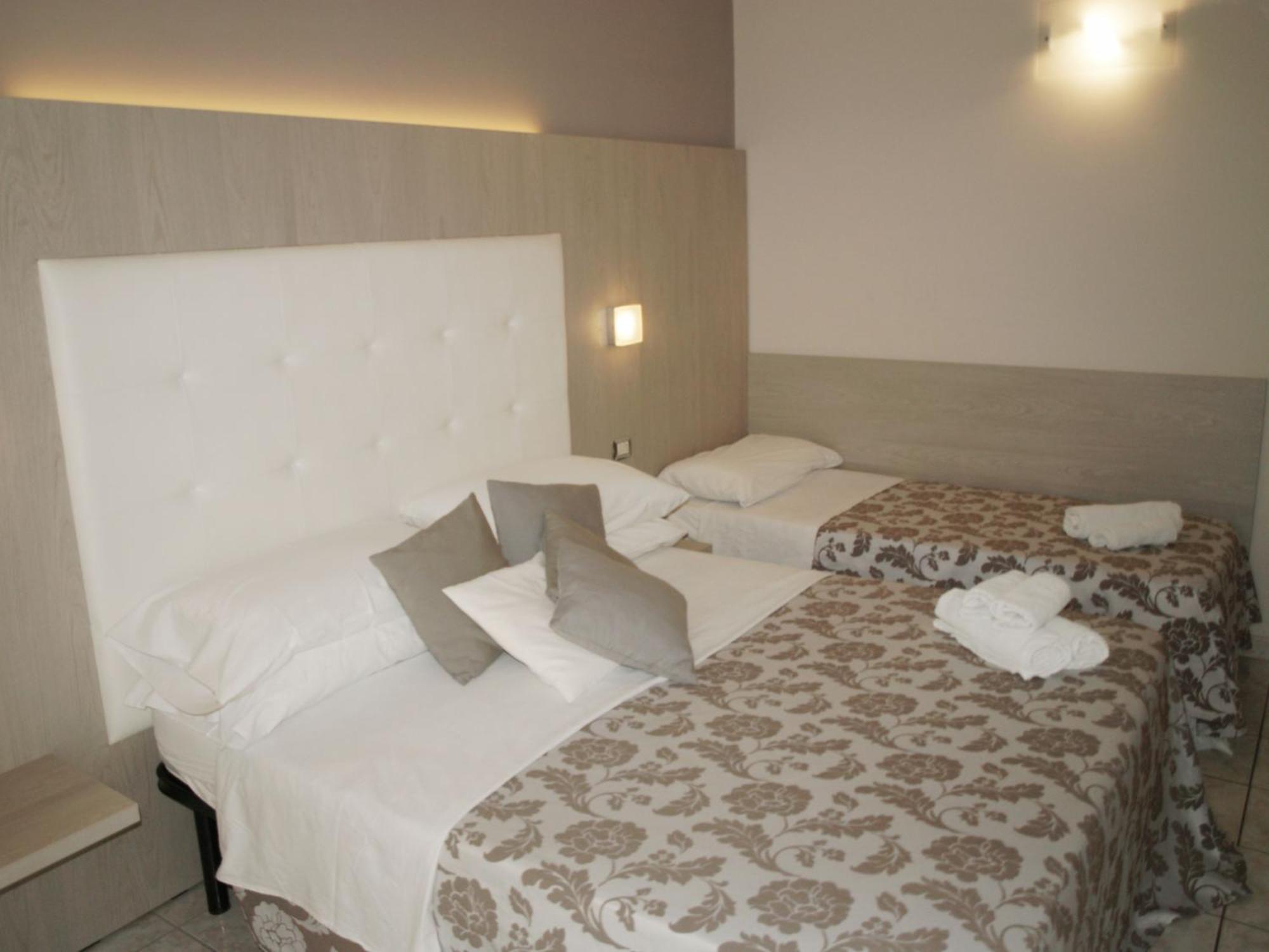 Hotel Stefan Room & Breakfast Gatteo a Mare Exteriör bild
