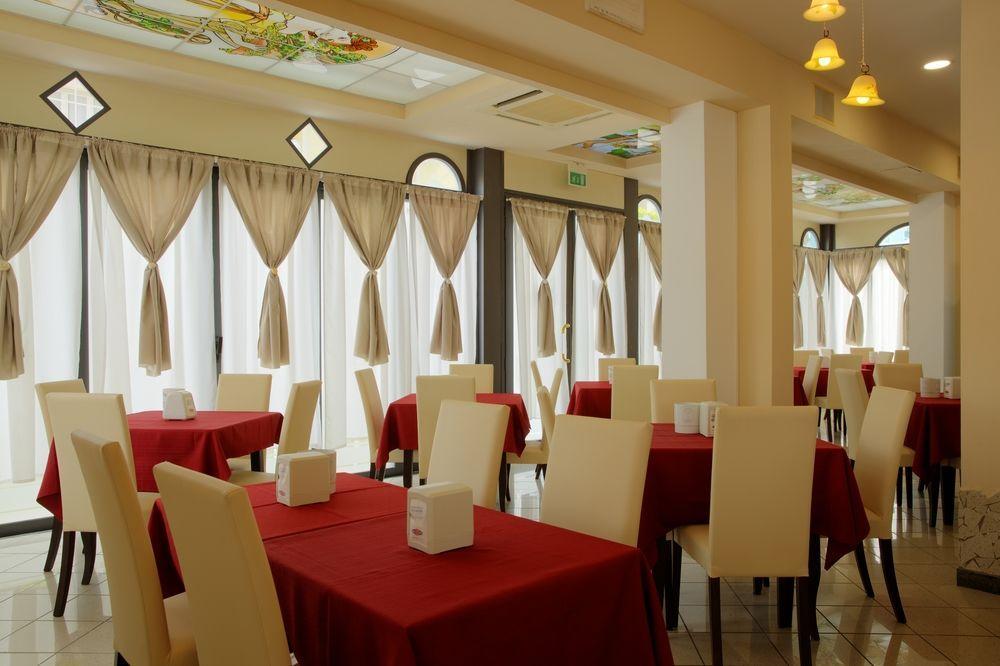 Hotel Stefan Room & Breakfast Gatteo a Mare Exteriör bild