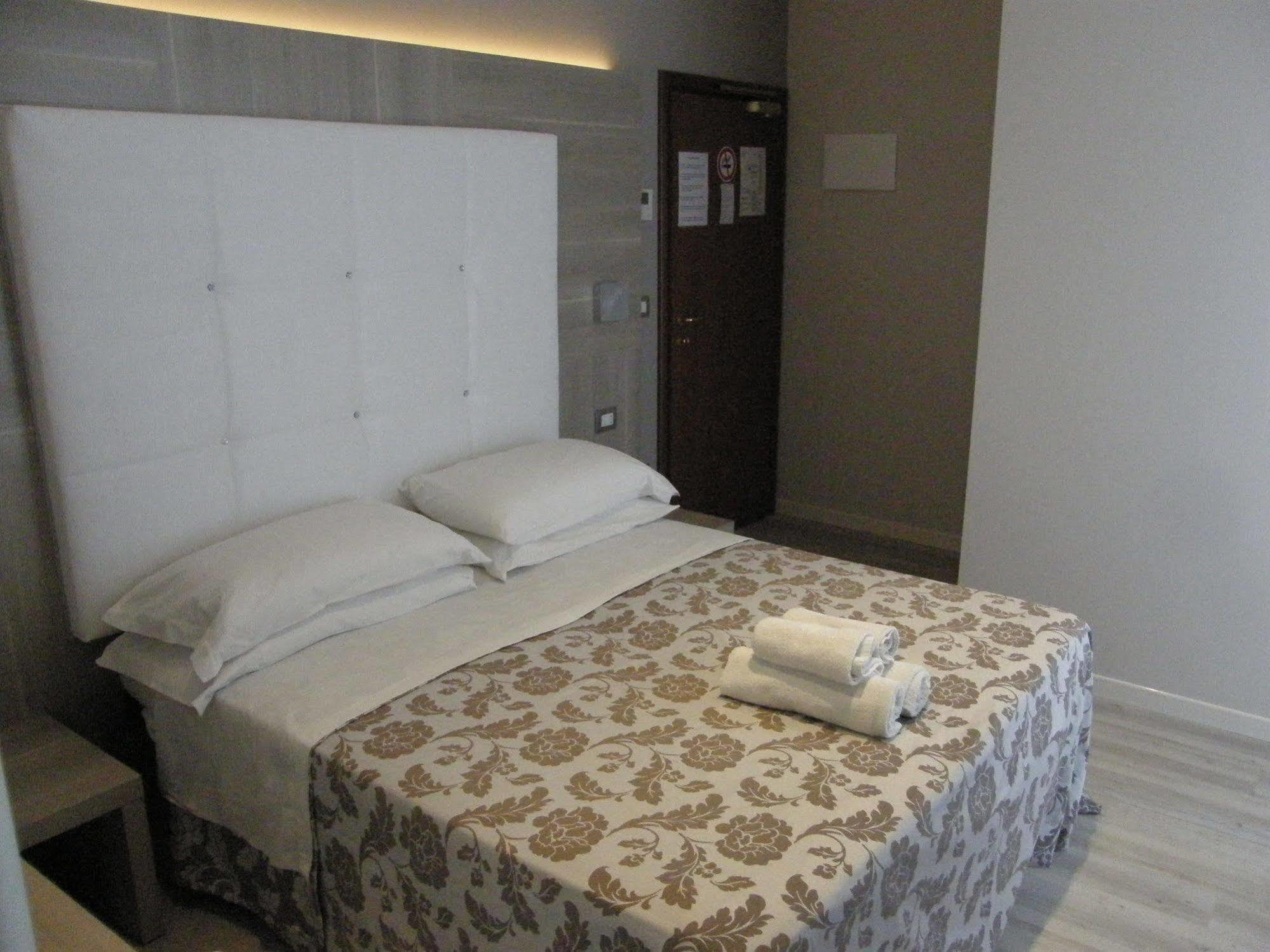 Hotel Stefan Room & Breakfast Gatteo a Mare Exteriör bild